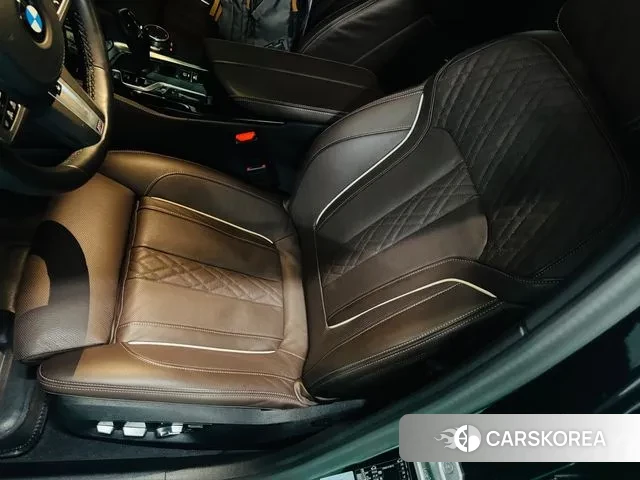 BMW 5 Series (G30) 2021 Черный из Кореи, фото 6