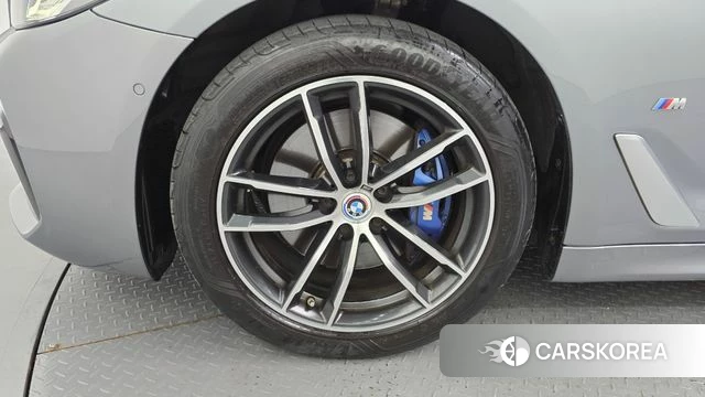 BMW 5 Series (G30) id 4650504 из Кореи 28