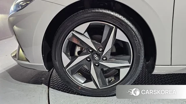 Hyundai Avante (CN7) id 3587624 из Кореи 15