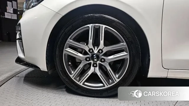 Kia Come New K3 id 3761016 из Кореи 15