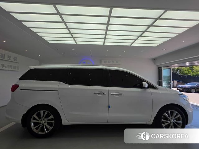 Kia The New Carnival id 4384022 из Кореи 15