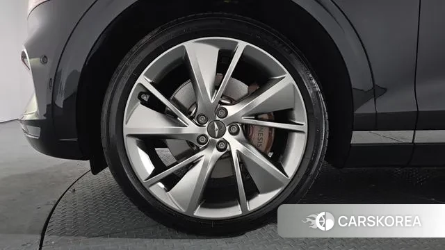 Genesis GV70 id 3503004 из Кореи 15