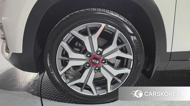 Kia Seltos id 4435101 из Кореи 25