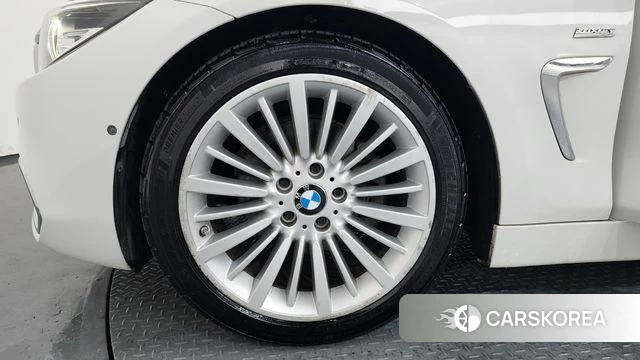BMW 4 Series (F32) id 4610484 из Кореи 32