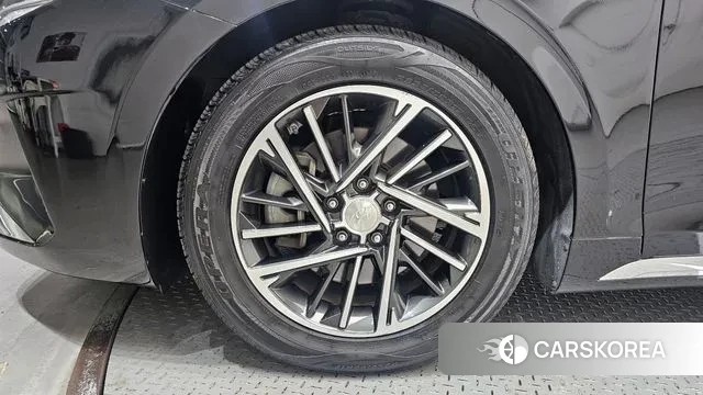 Hyundai The New Grandeur IG id 3330175 из Кореи 15