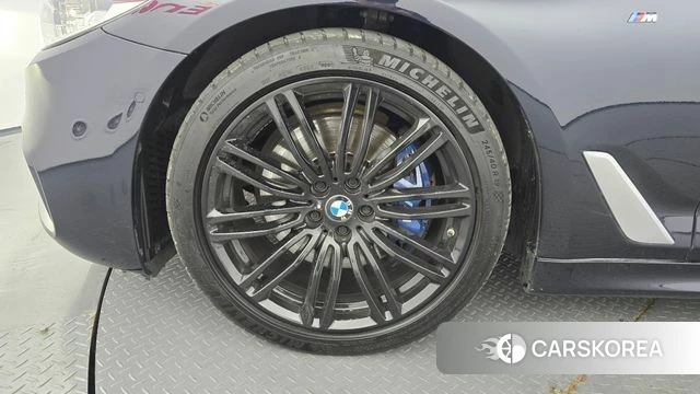 BMW 5 Series (G30) id 4435482 из Кореи 15