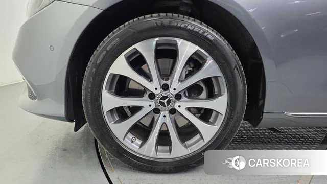 Mercedes-Benz E-Class W213 id 4331713 из Кореи 28