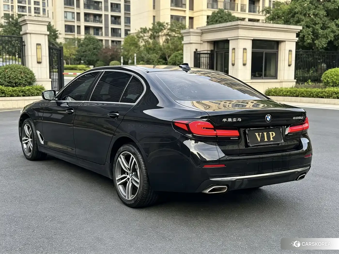 BMW 5 series 2021 Черный из Китая, фото 5