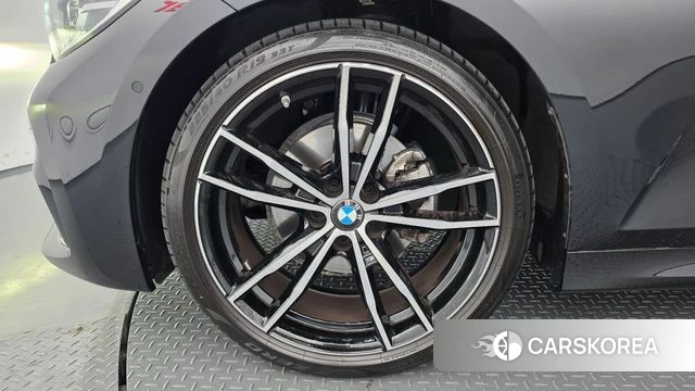 BMW 3 Series (G20) id 4793277 из Кореи 29