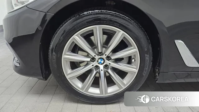 BMW 5 Series (G30) id 3748165 из Кореи 15