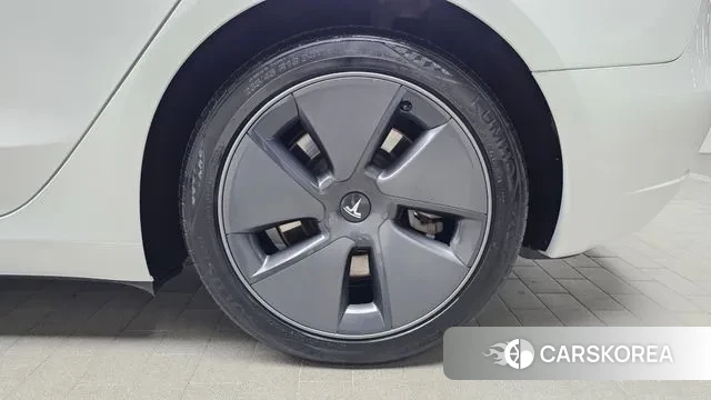 Tesla Model 3 id 3717532 из Кореи 15