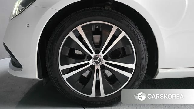 Mercedes-Benz E-Class W213 id 4631391 из Кореи 28