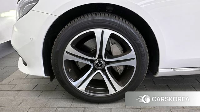 Mercedes-Benz E-Class W213 id 3845208 из Кореи 15