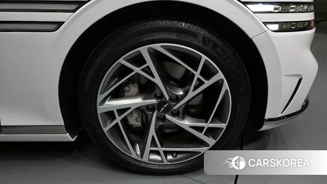 Genesis G90 (RS4) id 3934938 из Кореи 15