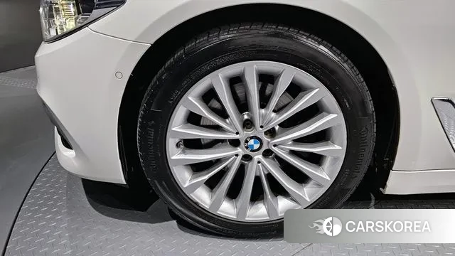 BMW 5 Series (G30) id 3396442 из Кореи 15