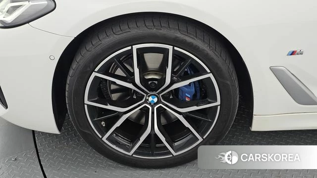 BMW 5 Series (G30) id 3954664 из Кореи 15