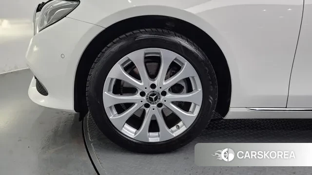 Mercedes-Benz E-Class W213 id 3356797 из Кореи 15