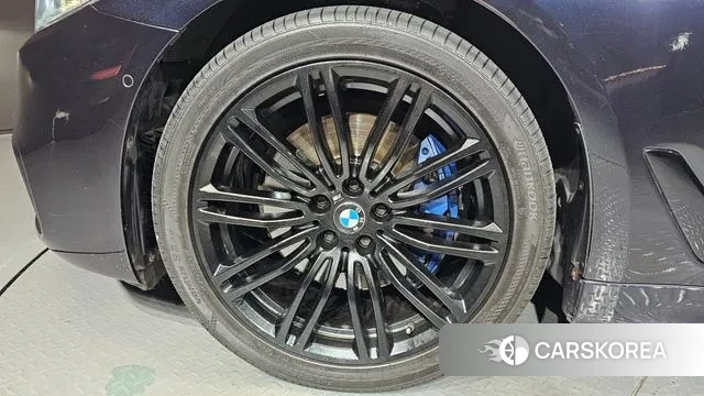 BMW 5 Series (G30) id 3060540 из Кореи 15