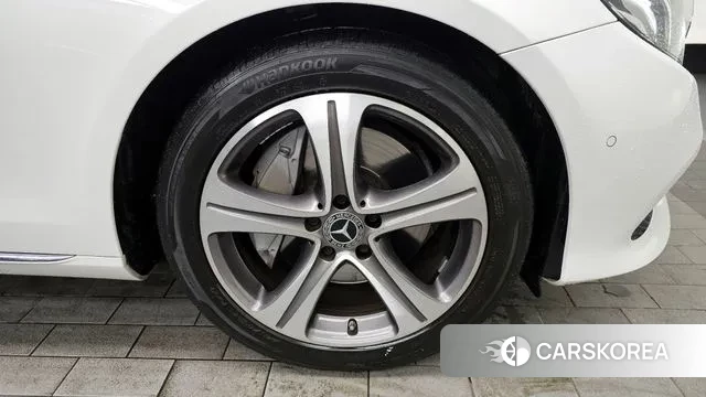 Mercedes-Benz E-Class W213 id 3748182 из Кореи 15