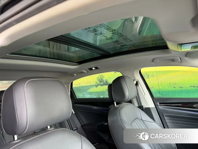 Volkswagen Passat id 4299692 из Китая 12