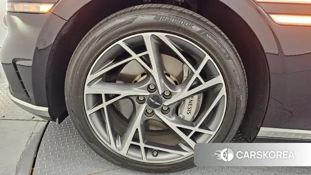 Genesis G90 (RS4) id 3508231 из Кореи 15