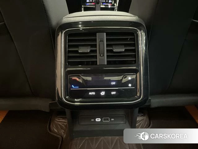 Volkswagen Passat id 4299658 из Китая 23