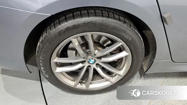 BMW 5 Series (G30) id 3469907 из Кореи 15