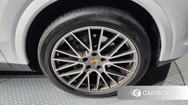 Porsche Cayenne (PO536) id 2900361 из Кореи 15