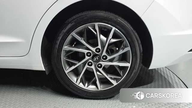 Hyundai The New Avante AD id 4345212 из Кореи 15