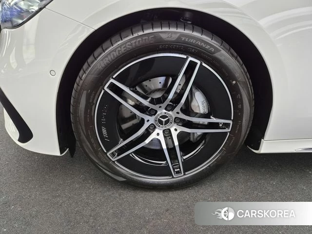 Mercedes-Benz E-Class W214 id 4870451 из Кореи 15