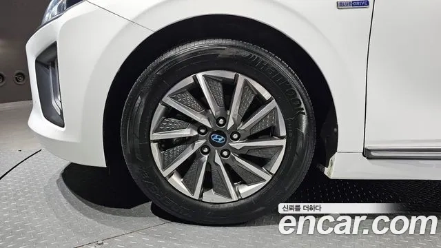 Hyundai The New Ionic Electric id 2911947 из Кореи 15