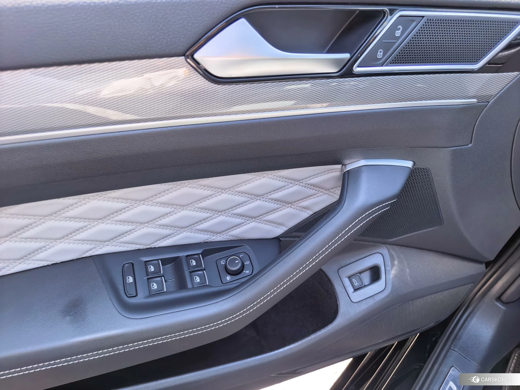 Volkswagen Magotan id 4512523 из Китая 12