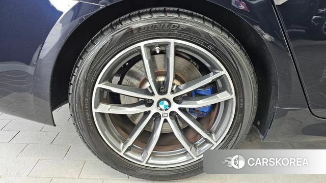 BMW 5 Series (G30) id 4529424 из Кореи 28