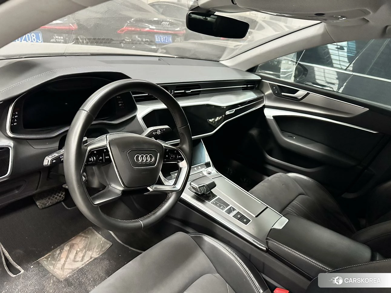 Audi A7L id 4479752 из Китая 12