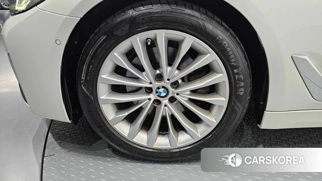 BMW 5 Series (G30) id 4671300 из Кореи 30