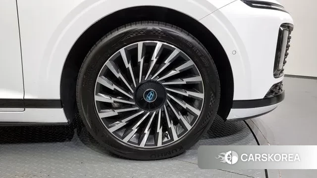 Hyundai Grandeur Hybrid (GN7) id 3042852 из Кореи 15