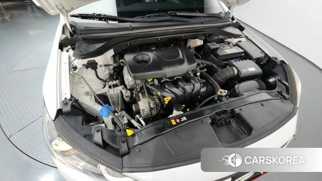 Hyundai Avante AD id 4397985 из Кореи 27