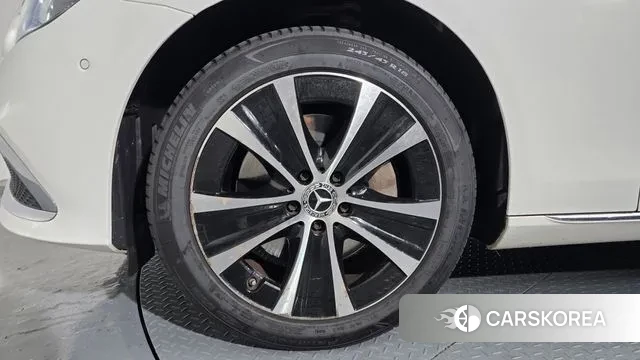 Mercedes-Benz E-Class W213 id 3741424 из Кореи 15