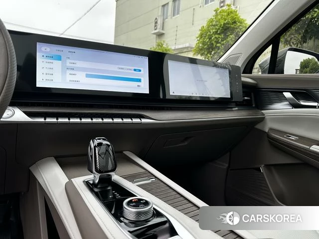 Roewe RX9 id 4211050 из Китая 18
