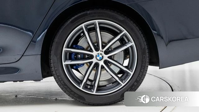 BMW 5 Series (G30) id 4330448 из Кореи 15