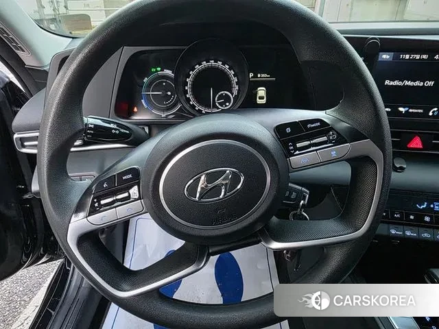 Hyundai Avante Hybrid (CN7) id 3421300 из Кореи 15