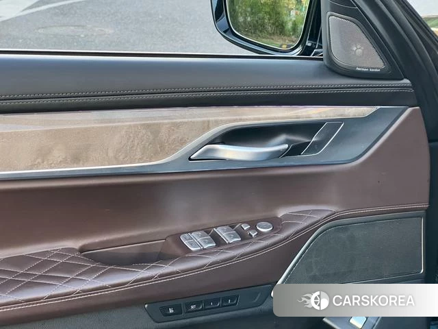 BMW 7 series id 4274719 из Китая 25