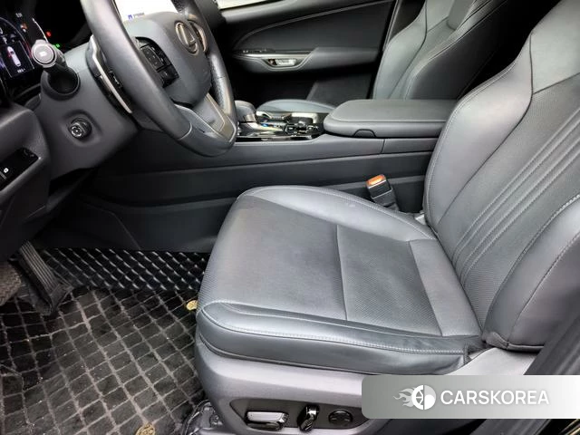 Lexus NX 2022 Черный из Китая, фото 5