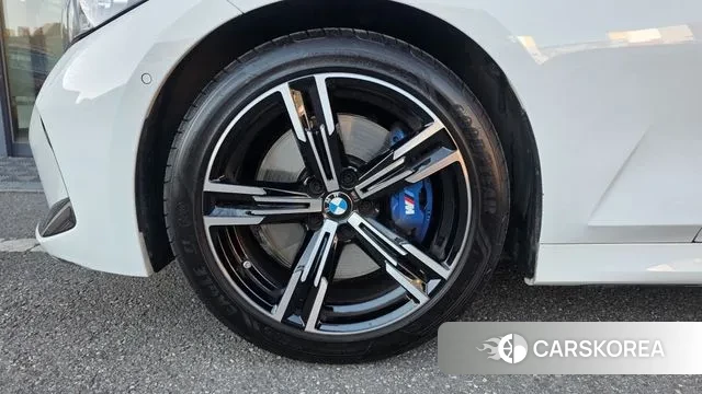 BMW 3 Series (G20) id 3502472 из Кореи 15