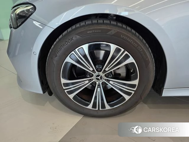 Mercedes-Benz E-Class W214 id 3896511 из Кореи 13