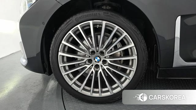 BMW 7 Series (G11) id 3893017 из Кореи 14