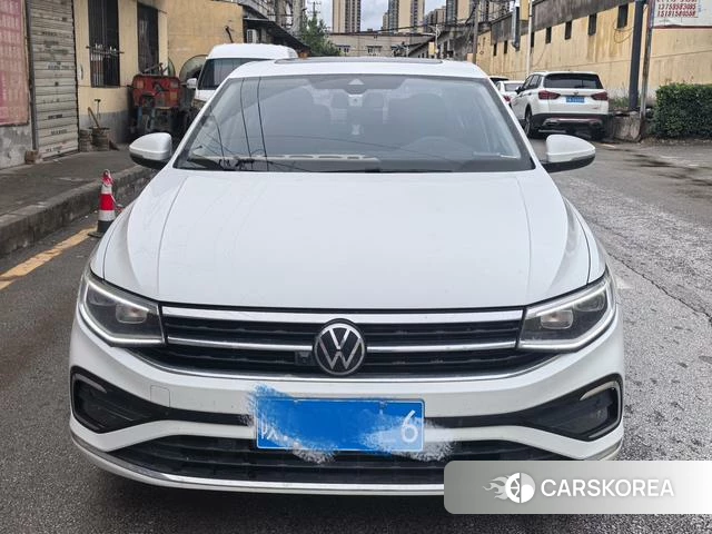 Volkswagen Bora 2022 Белый из Китая, фото 5