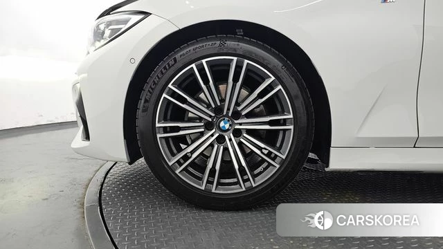 BMW 3 Series (G20) id 4518864 из Кореи 28
