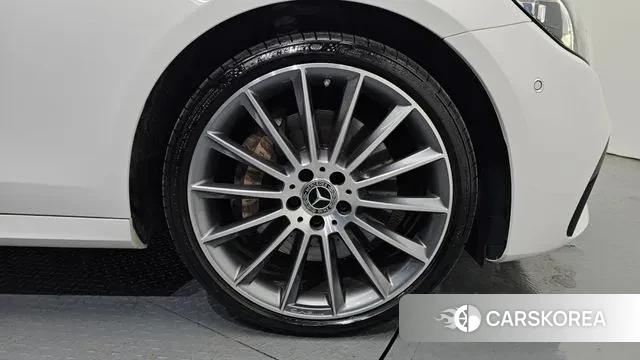 Mercedes-Benz E-Class W213 id 3747295 из Кореи 15