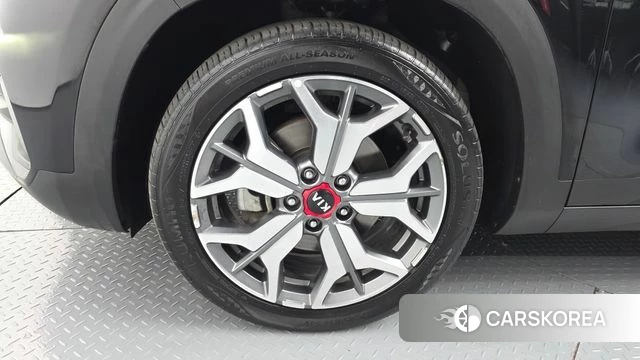 Kia Seltos id 4232599 из Кореи 25